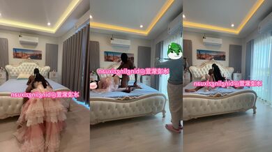 ✅娇小媚黑萝莉『冰凌紫萱』大战大老黑第三视角 男友一旁拍摄，娇小身材小嫩逼要被大黑鸡巴捅到子宫了