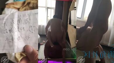 《母子乱L》最让我疯狂的还是妈妈下面的味道❤️腥而不臭每天都洗得干干净净的